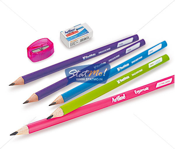 Artline Ergomate Triangular Pencils by StatMo.in